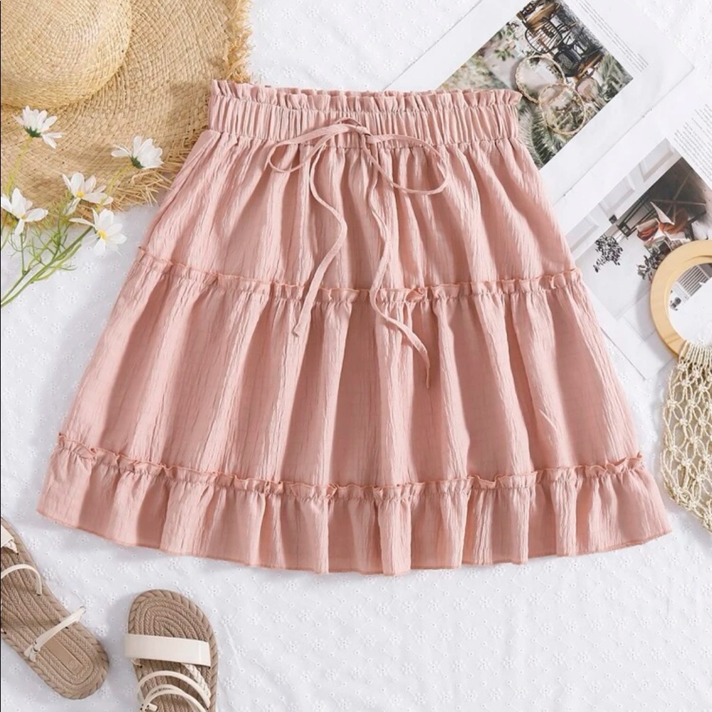 Size 2/XS SHEIN Adjustable Tie Waist Baby Pink Mini Skirt